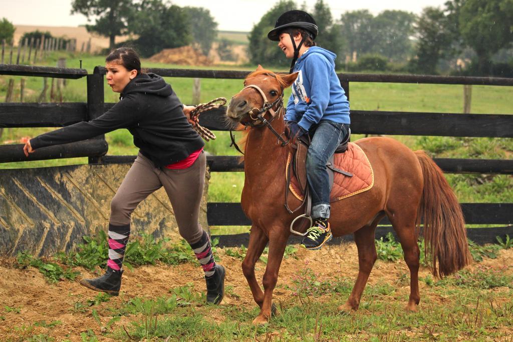 Gite Et Relais Equestre De Marie Tours-en-Vimeu ภายนอก รูปภาพ